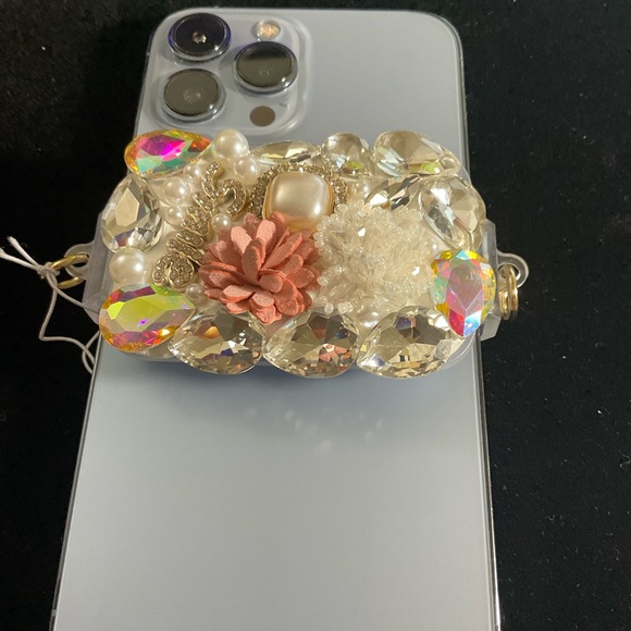 Glam cell phone ornament - Picture 3 of 3